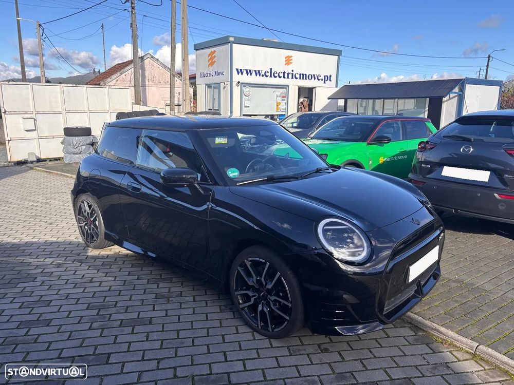 MINI 3 Portas Cooper SE JCW - 1