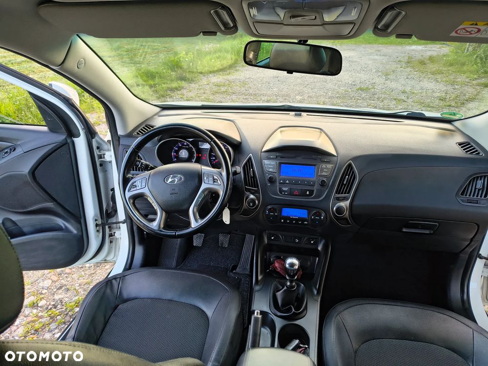 Hyundai ix35 blue 1.6 2WD Finale Gold - 8