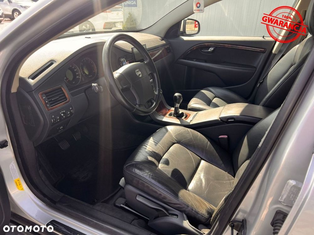 Volvo V70 2.4D Momentum - 19