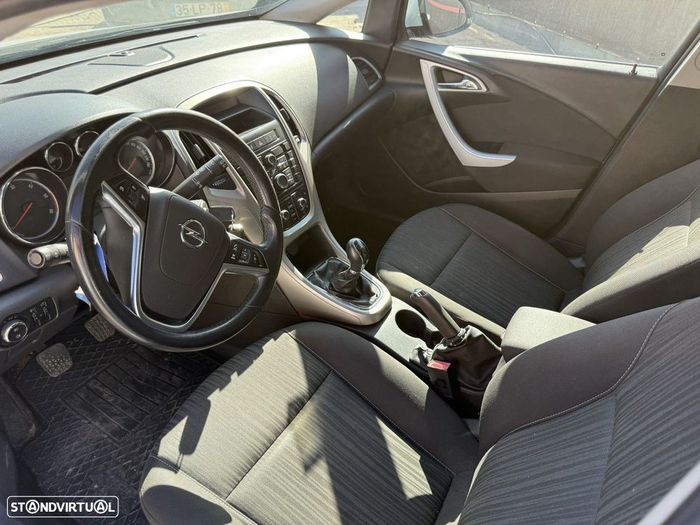 Opel Astra 1.3 CDTi - 8
