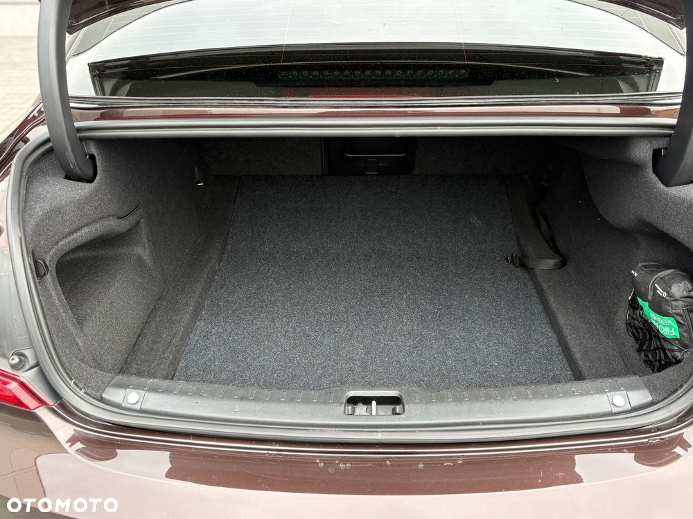 Volvo S90 D4 Momentum Pro - 31