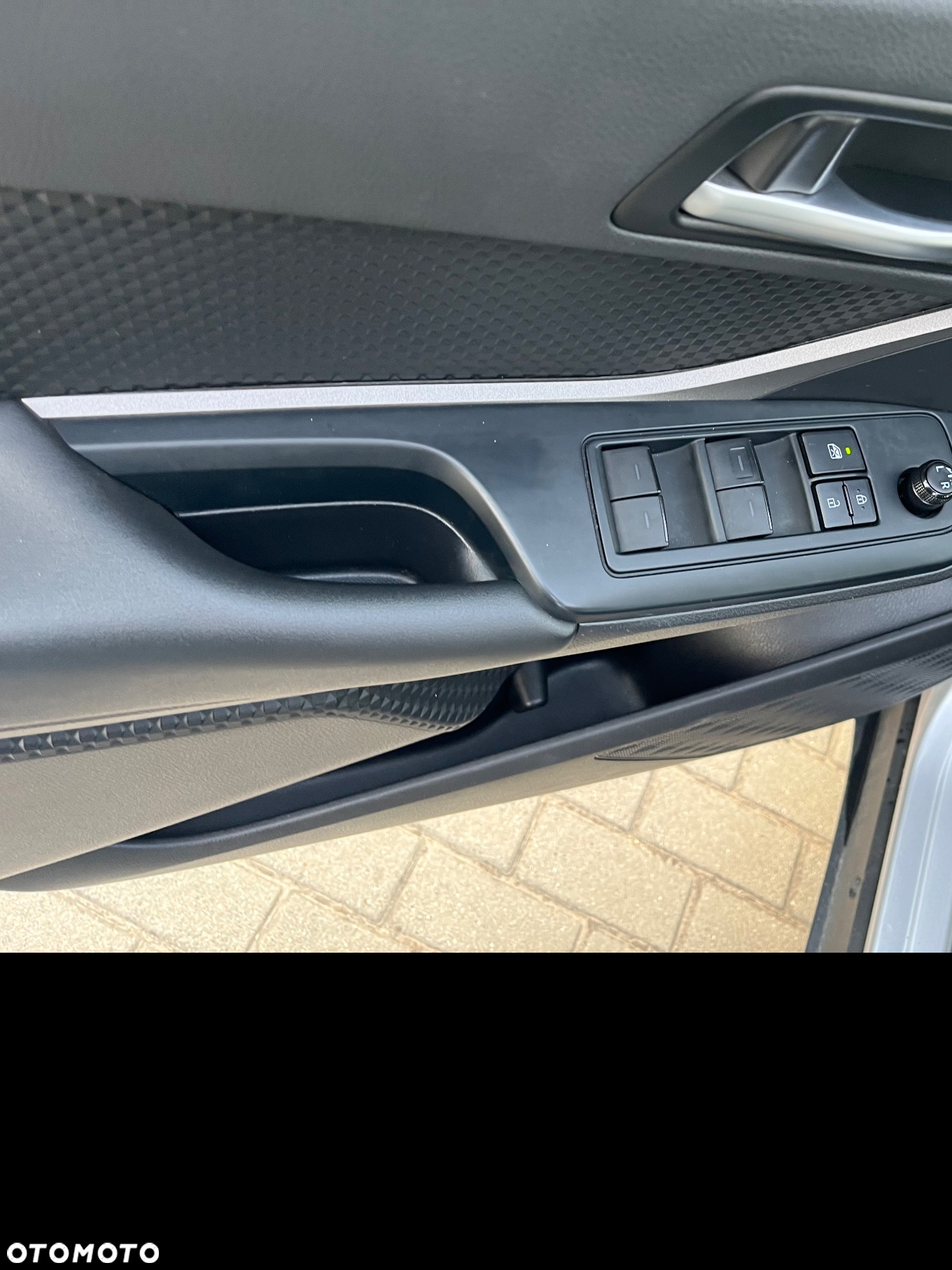 Toyota C-HR 1.8 Hybrid Comfort - 12