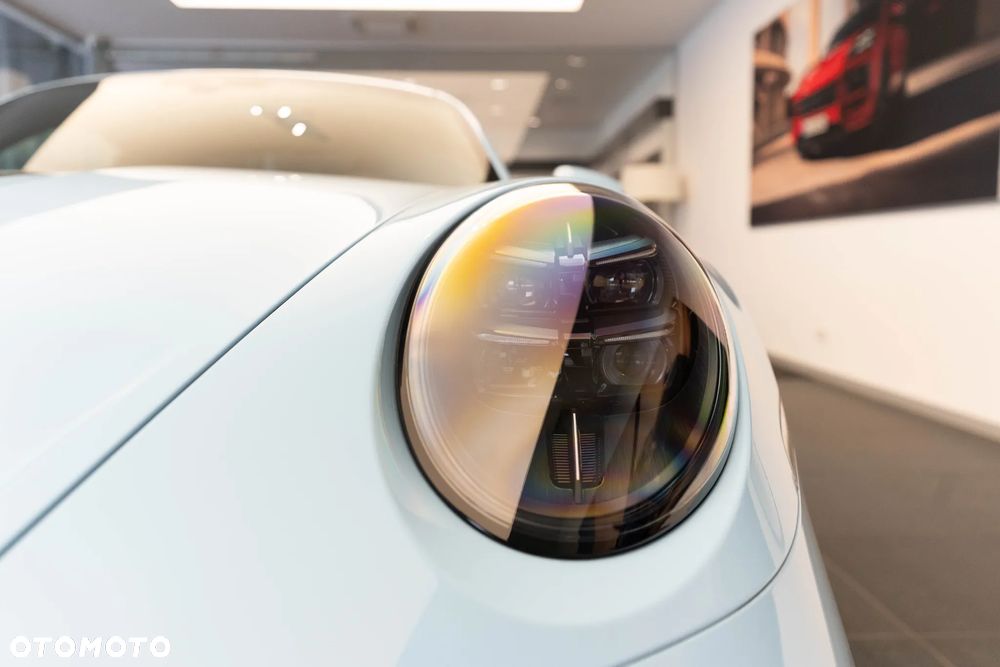 Porsche 911 GT3 Touring PDK - 28