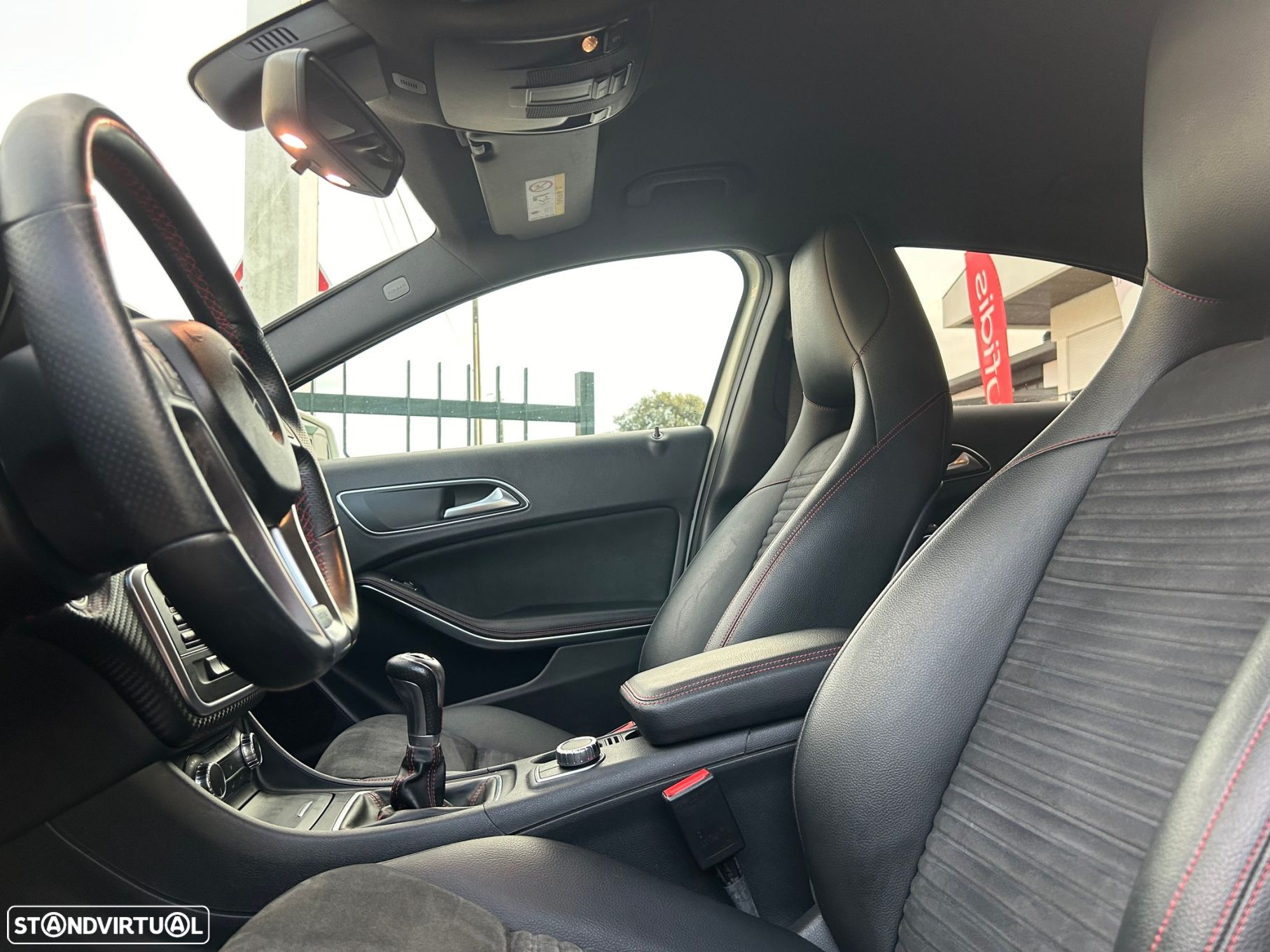 Mercedes-Benz A 200 CDi BE AMG Line - 33