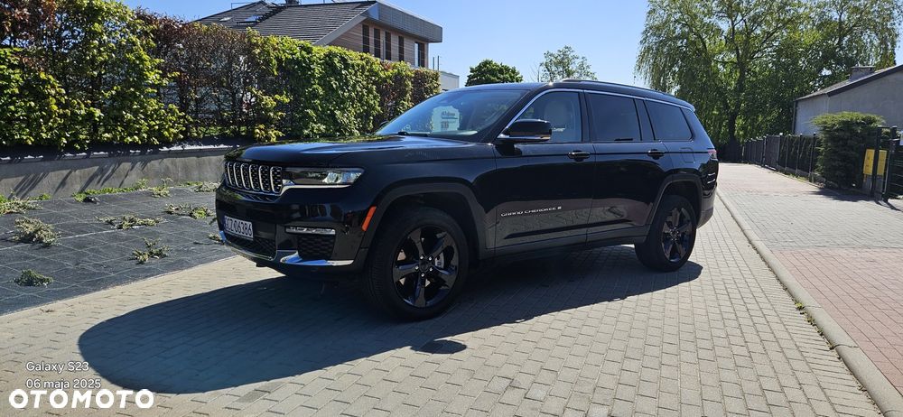 Jeep Grand Cherokee - 27