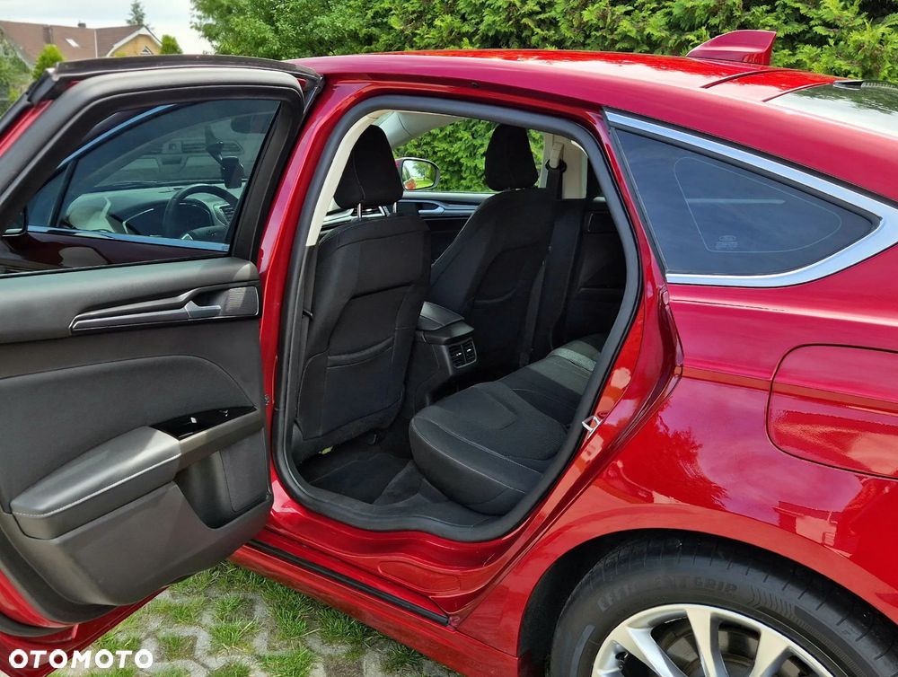 Ford Mondeo 2.0 EcoBlue Titanium - 12