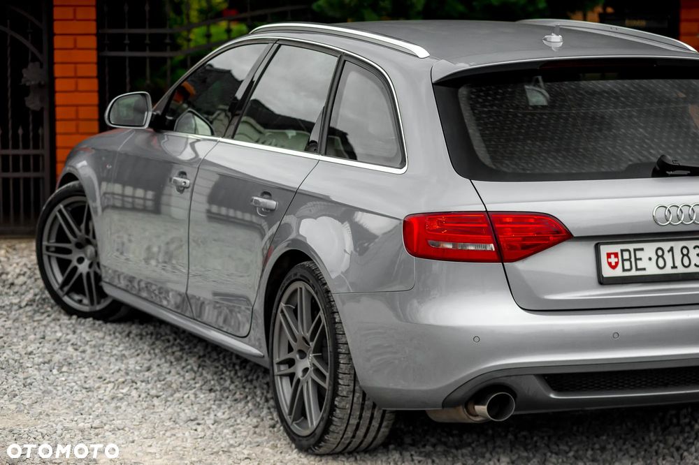 Audi A4 Avant 3.2 FSI quattro tiptronic S line Sportpaket (plus) - 8