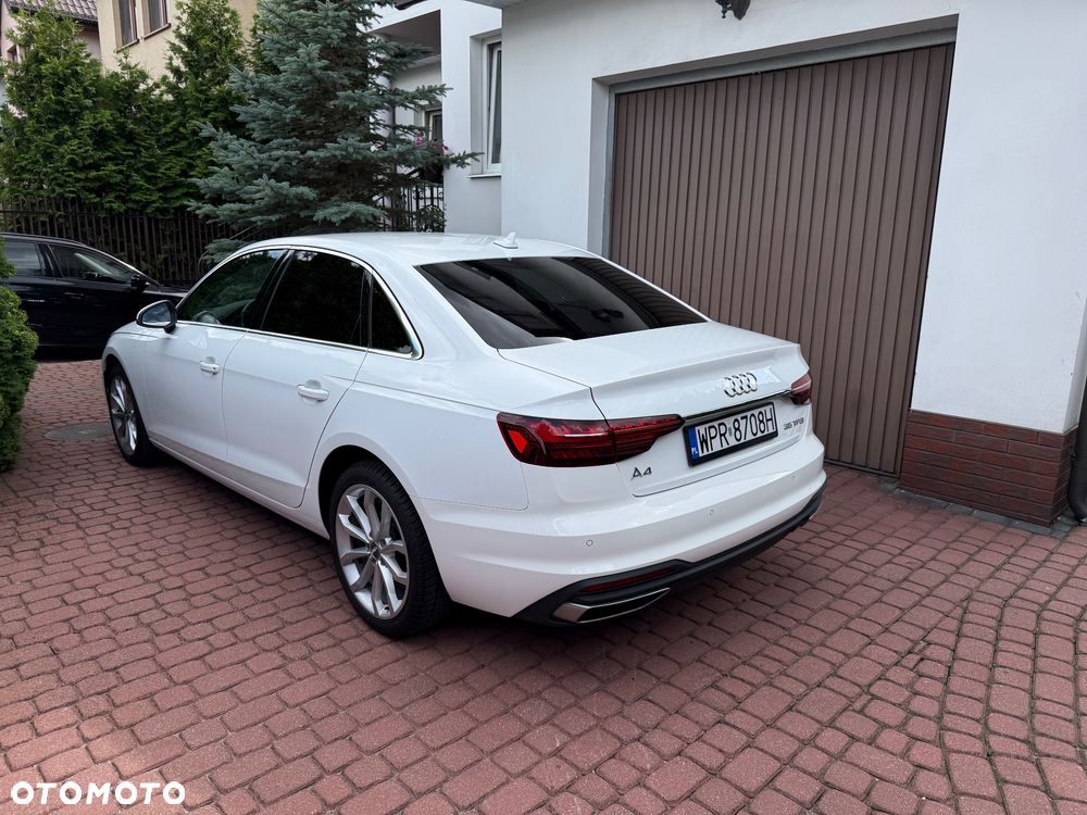 Audi A4 Limousine 35 TFSI Sport S tronic - 4