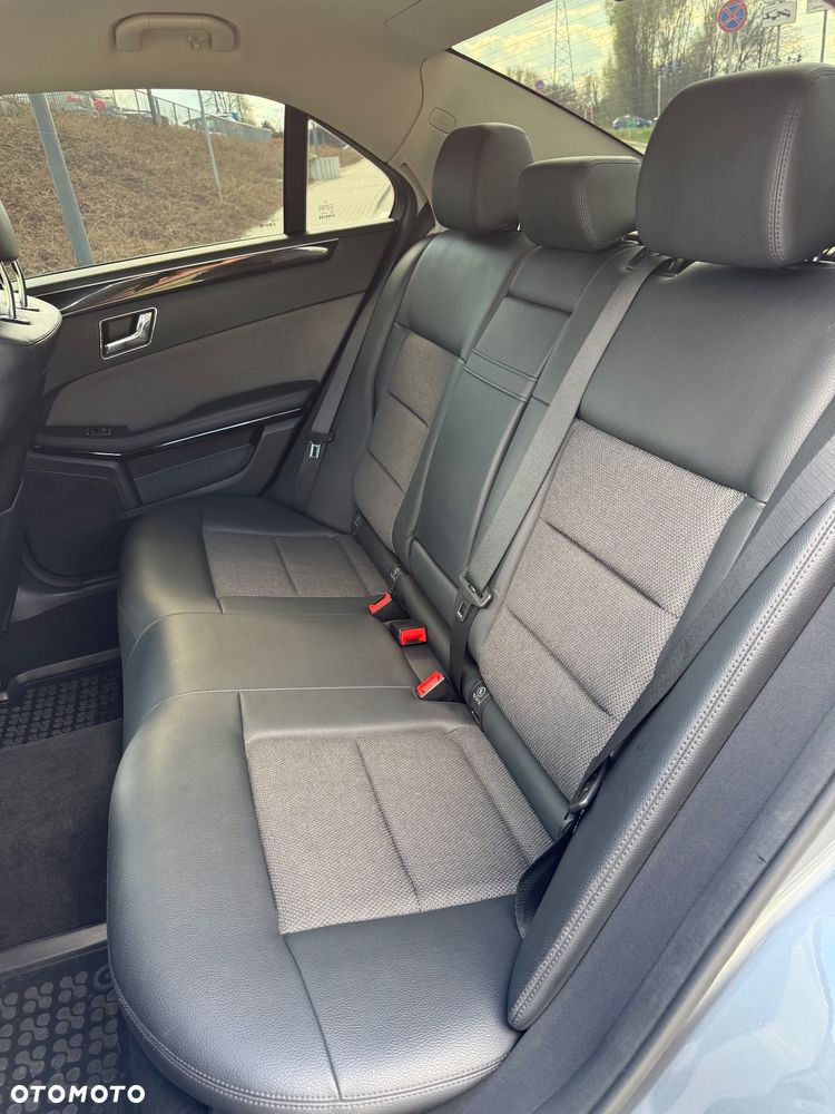 Mercedes-Benz Klasa E 200 CDI DPF BlueEFFICIENCY Automatik Avantgarde - 33