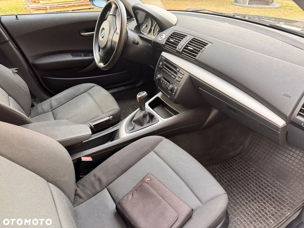 BMW Seria 1 118d DPF - 9
