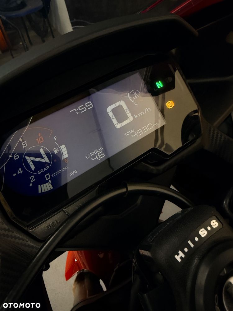 Honda CBR - 9