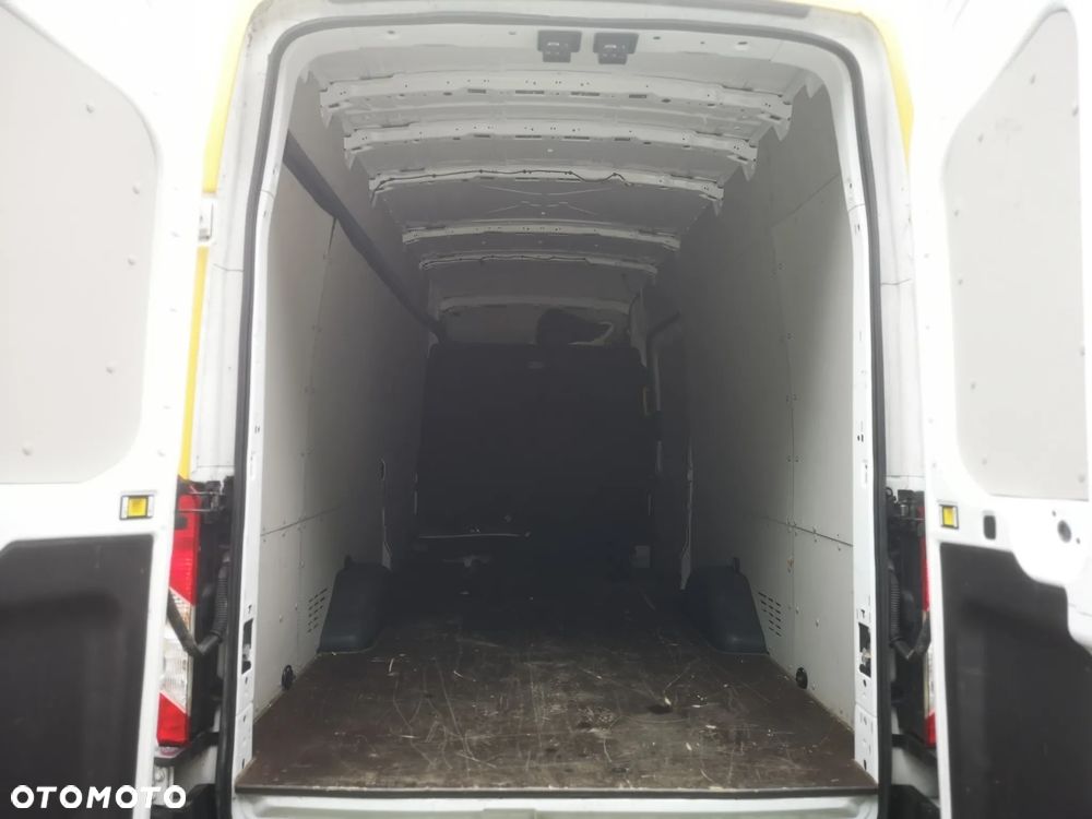 Ford Transit - 10