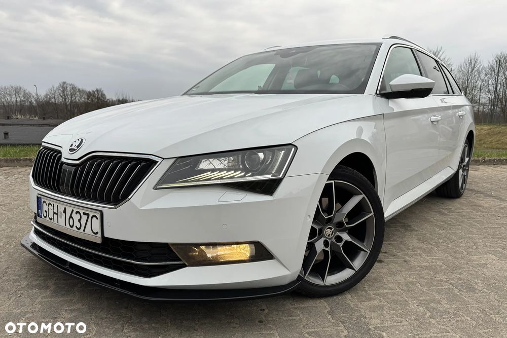 Skoda Superb 2.0 TDI Sportline - 4