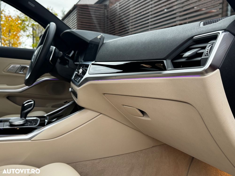 BMW Seria 3 330e xDrive Aut. Luxury Line - 35