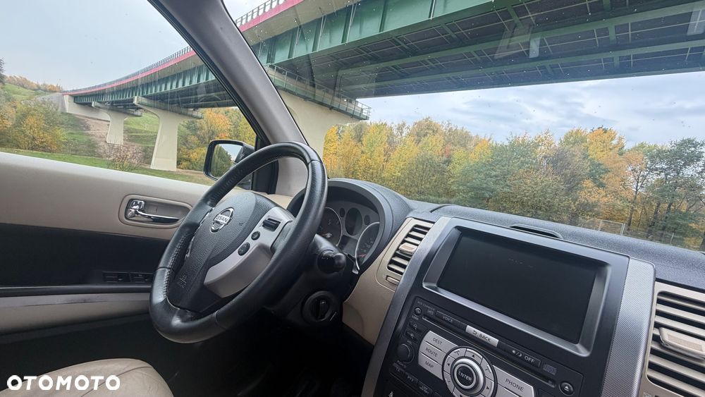 Nissan X-Trail - 16