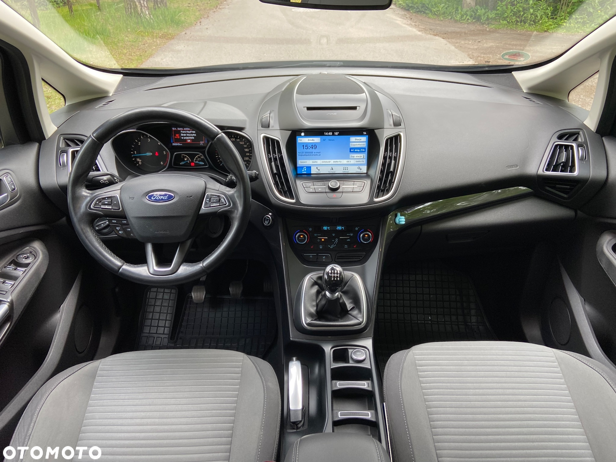 Ford Grand C-MAX - 24