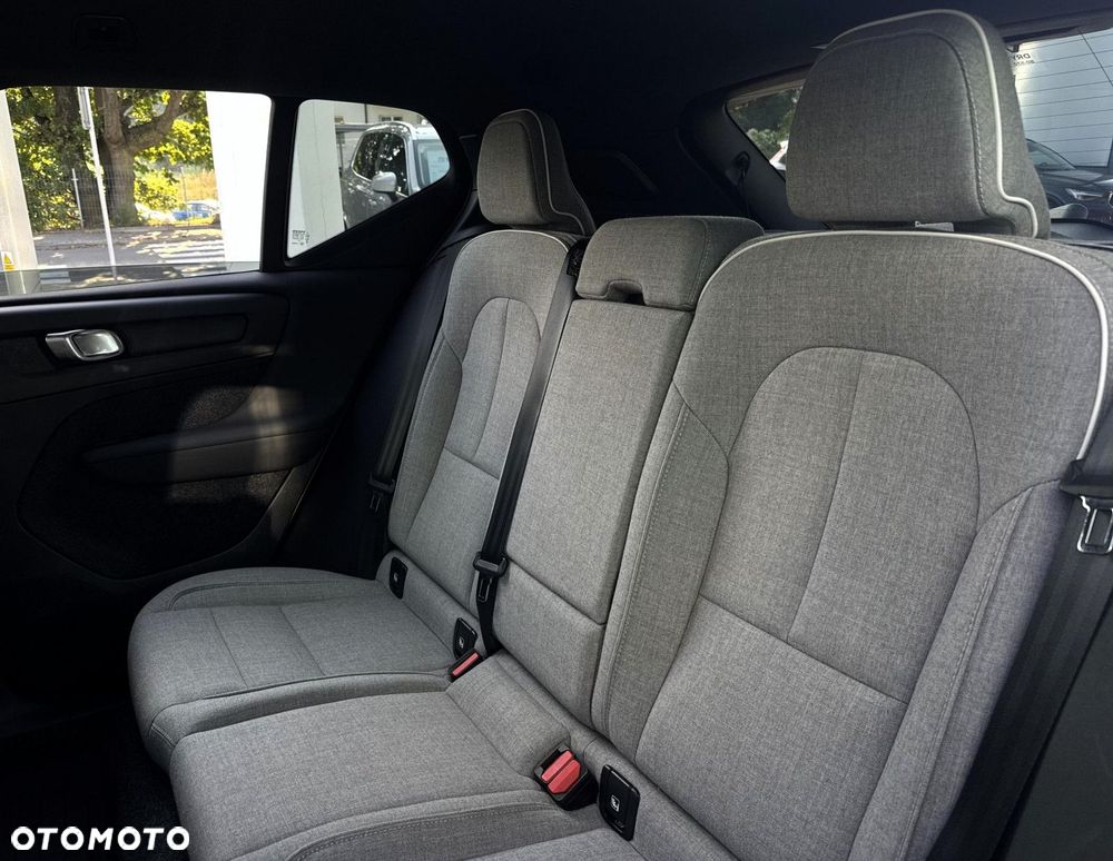 Volvo XC 40 - 26