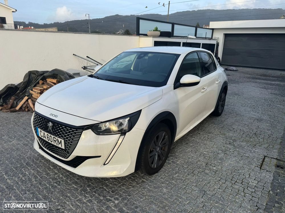 Peugeot e-208 Style - 1