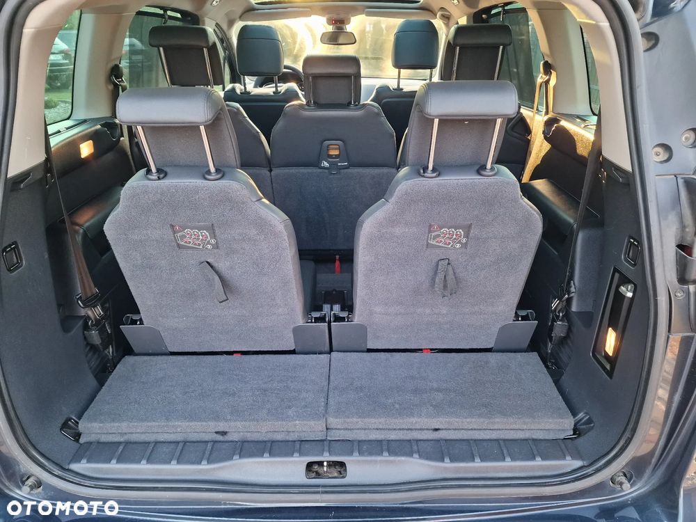 Peugeot 5008 HDI 160 Automatik Allure - 8