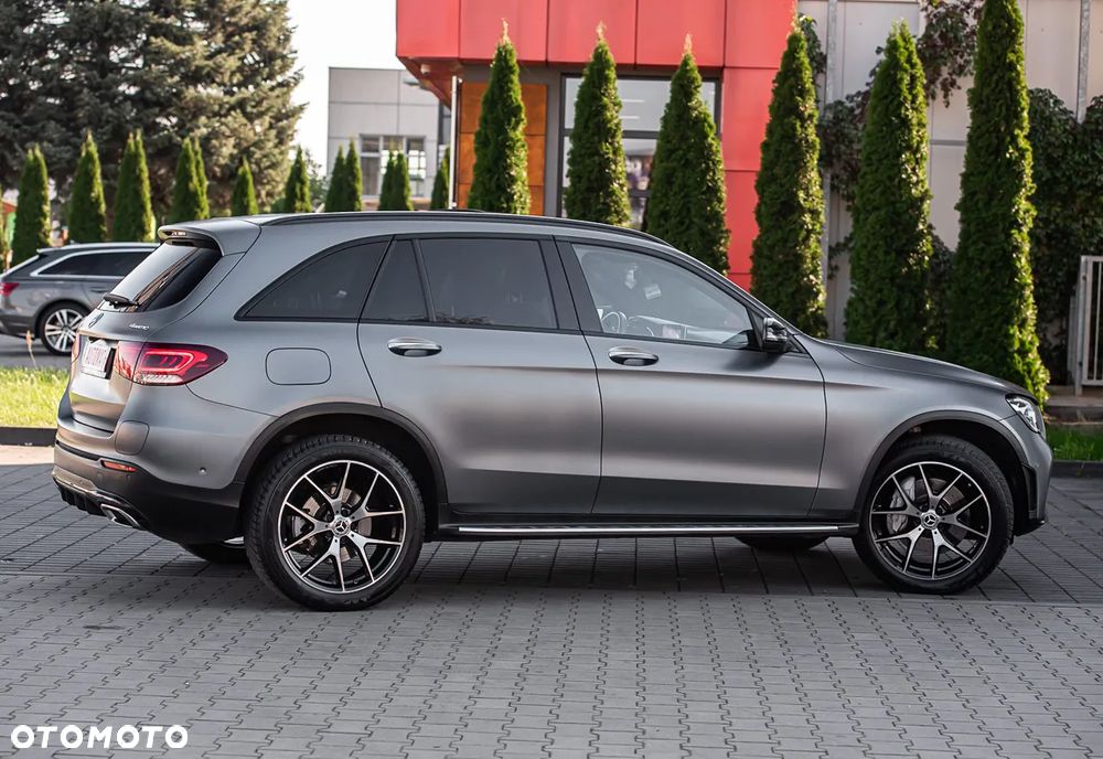 Mercedes-Benz GLC 300 de 4Matic 9G-TRONIC AMG Line - 14