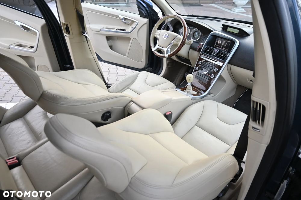 Volvo XC 60 2.4D DRIVe - 24