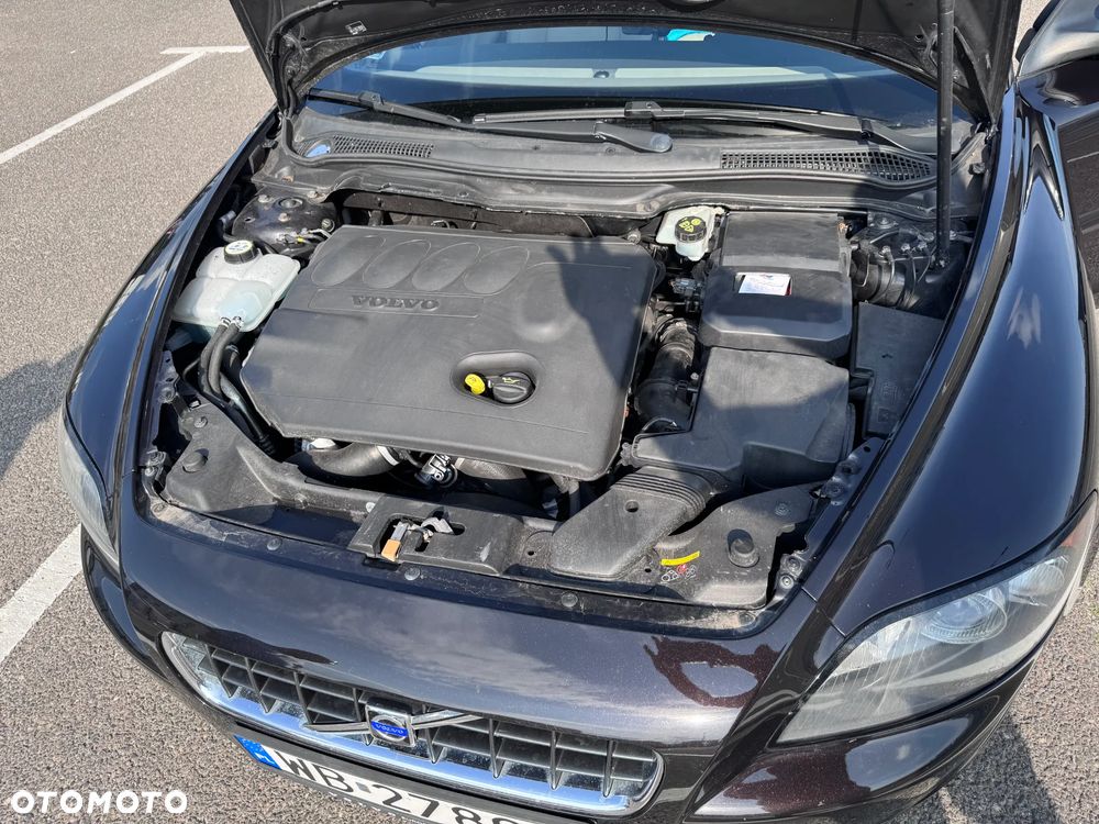 Volvo C70 2.0D Momentum - 10