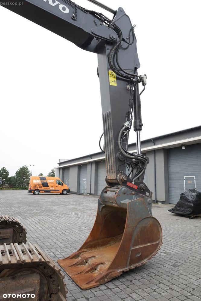 Volvo EC300E NL - 14