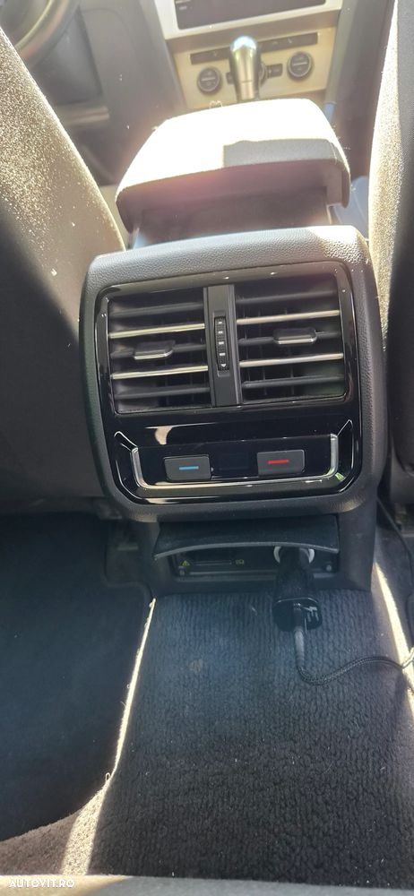 Volkswagen Passat - 14