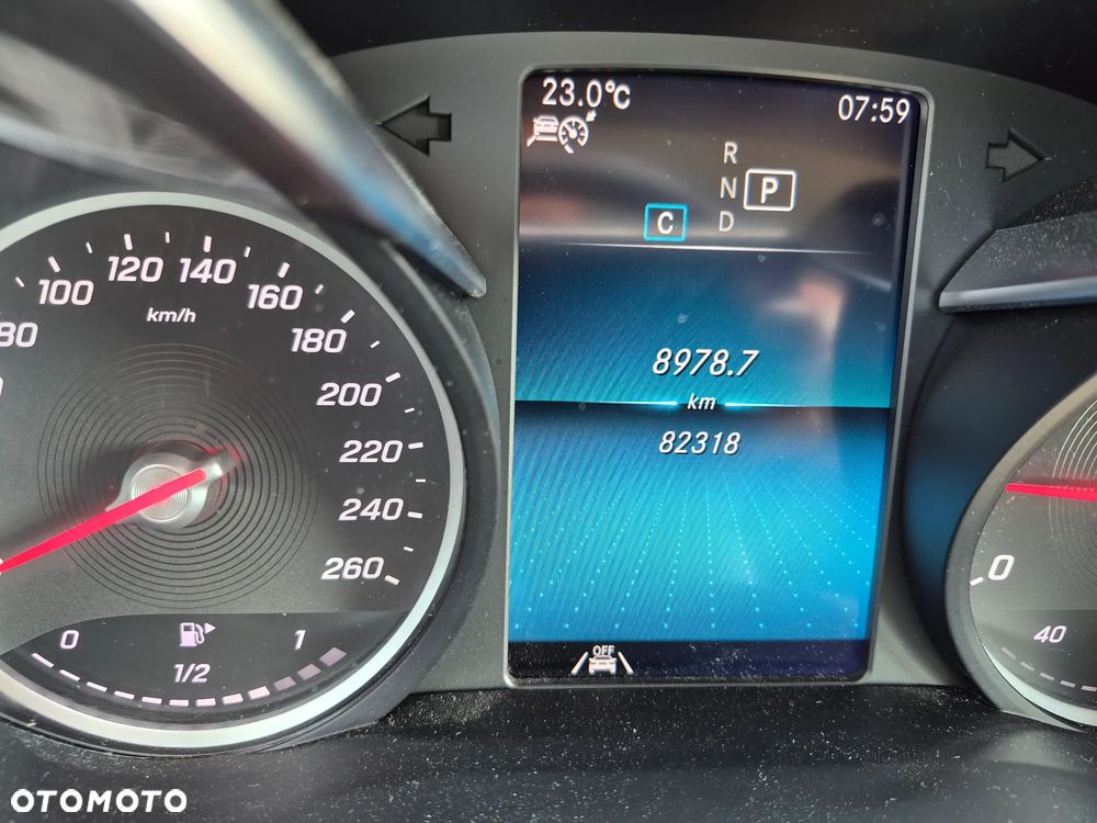 Mercedes-Benz Klasa C 220 d 9G-TRONIC Avantgarde - 16