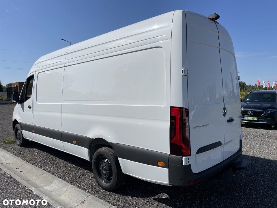 Mercedes-Benz Sprinter - 3