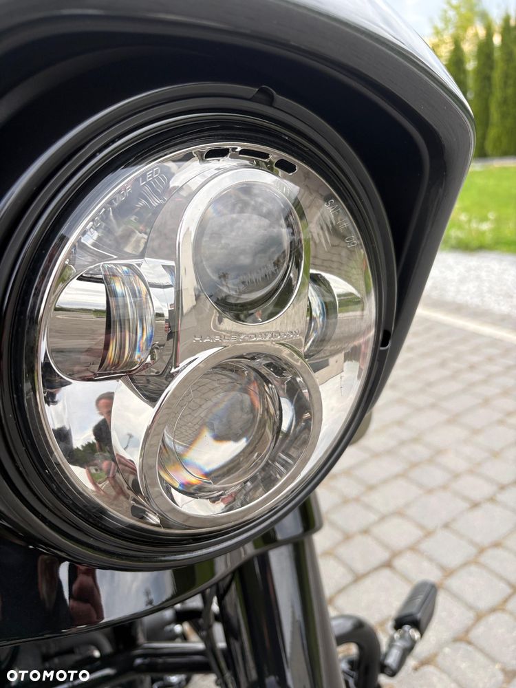 Harley-Davidson Inny - 16