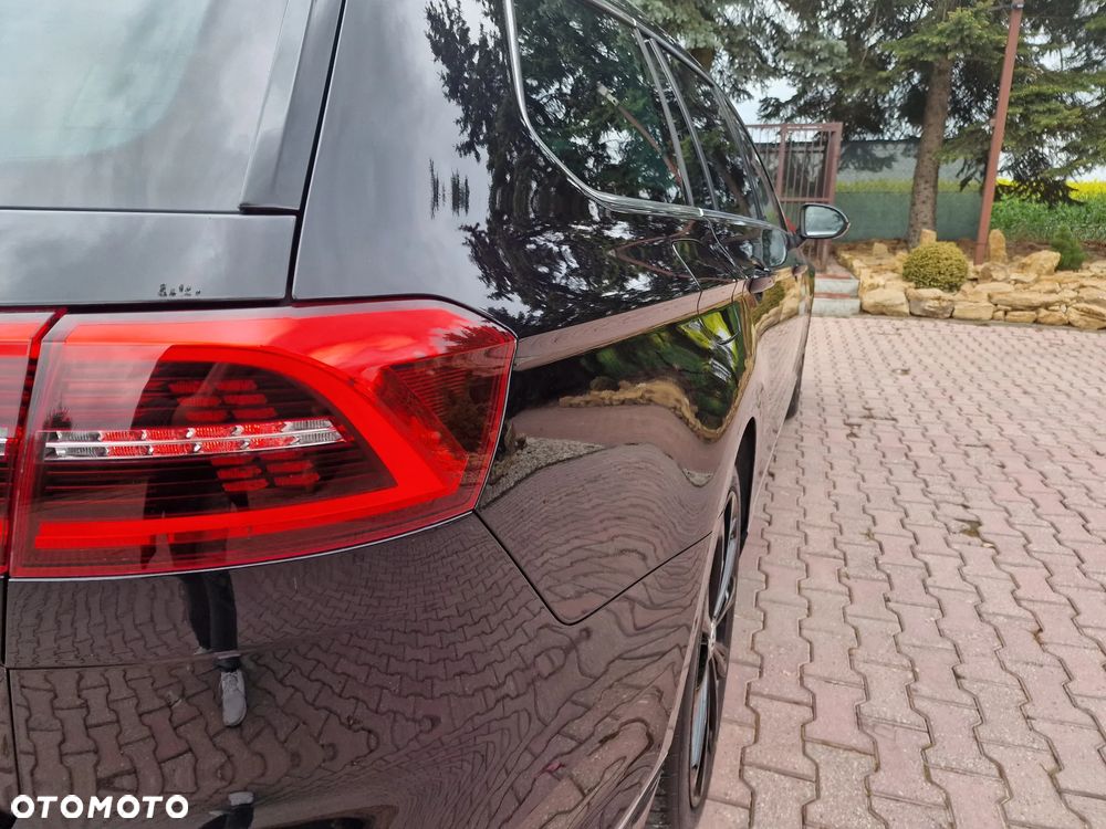 Volkswagen Passat - 8