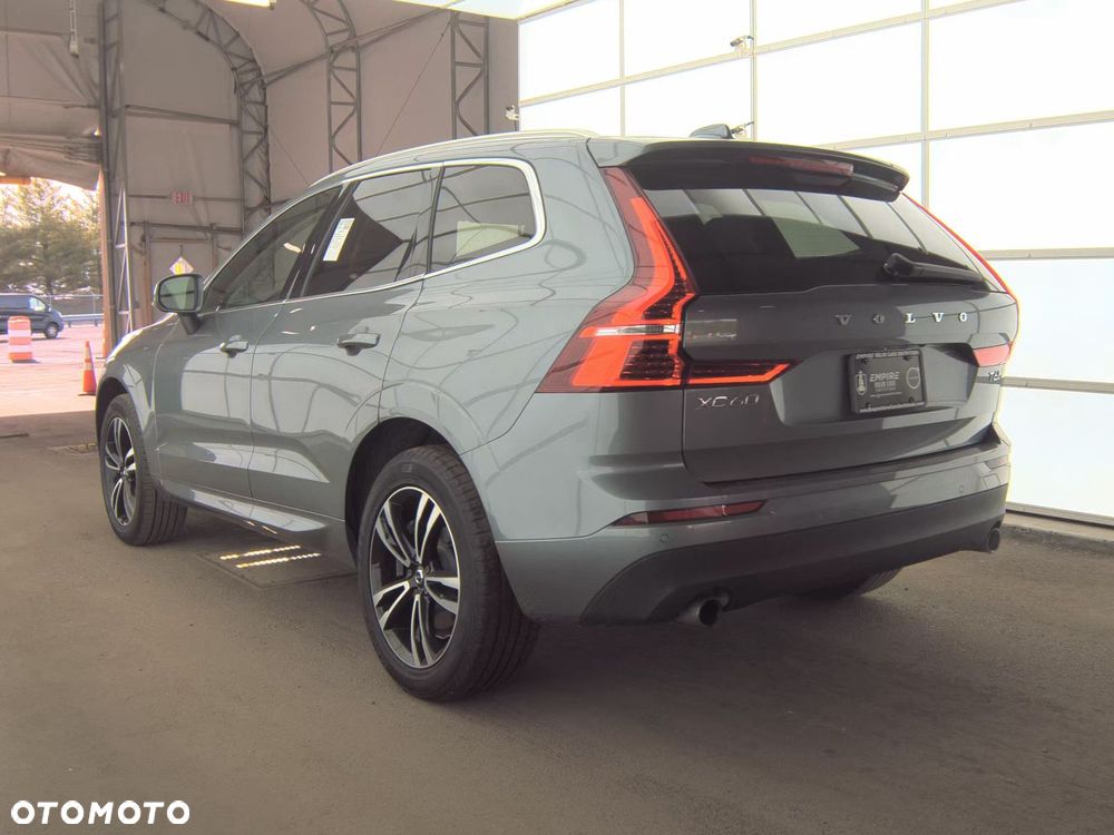 Volvo XC 60 T6 AWD Geartronic Momentum - 3