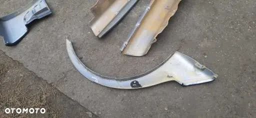 Bmw X3 E83 Listwy boczne AREO Progi , błotniki tył Błotniki przód  51770302752 51770302753 51770302746 51770302747 51770302748 51770302749 - 16