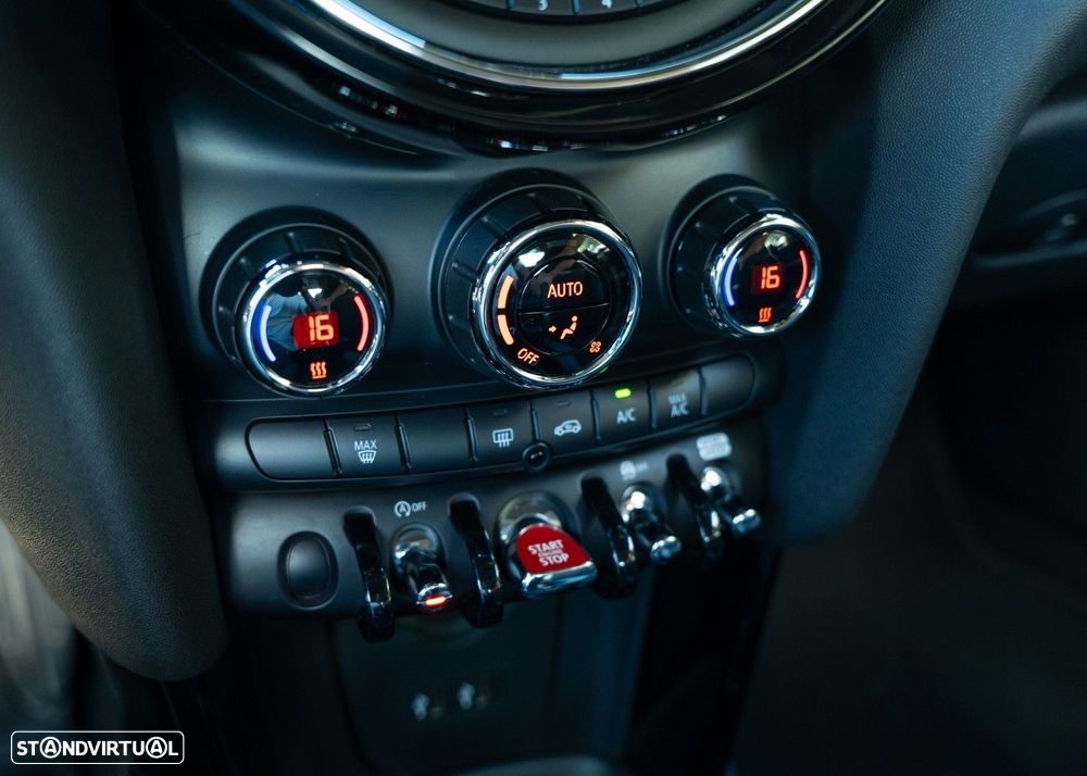 MINI Cabrio John Cooper Works Auto Desportiva - 32