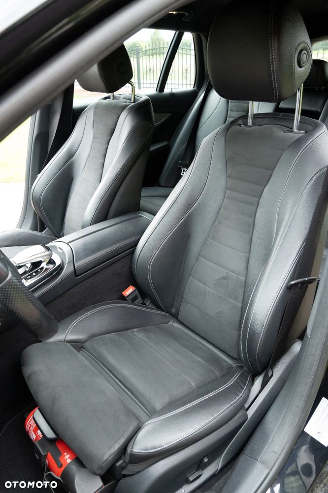 Mercedes-Benz Klasa E 220 d 9G-TRONIC - 10