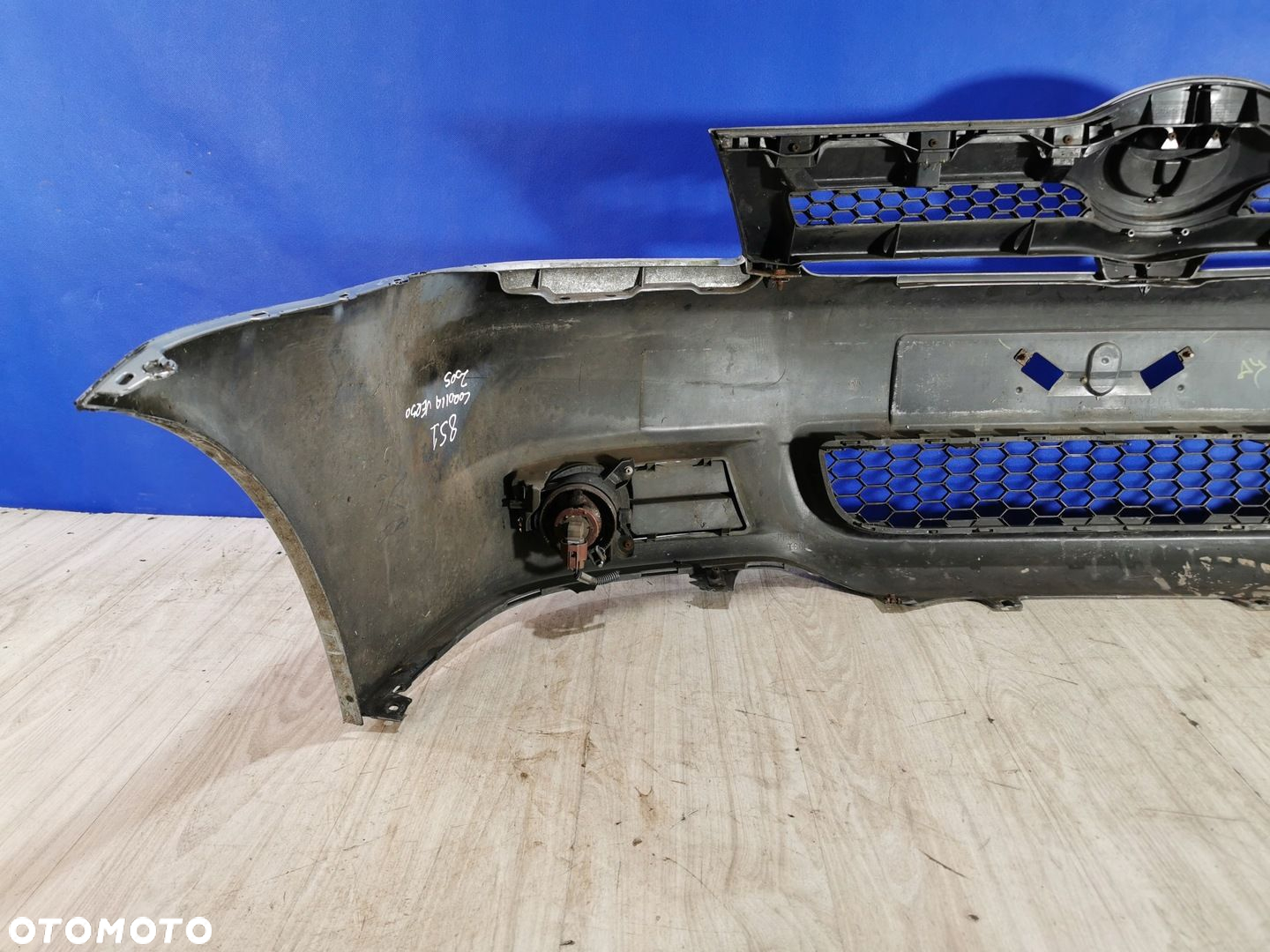 Toyota Corolla Verso zderzak grill przód przedni 04/07 8S1 - 4