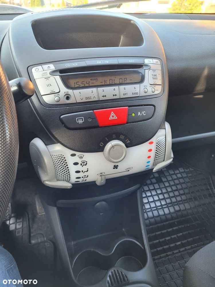 Toyota Aygo 1.0 VVT-i Sprint EU6 - 6