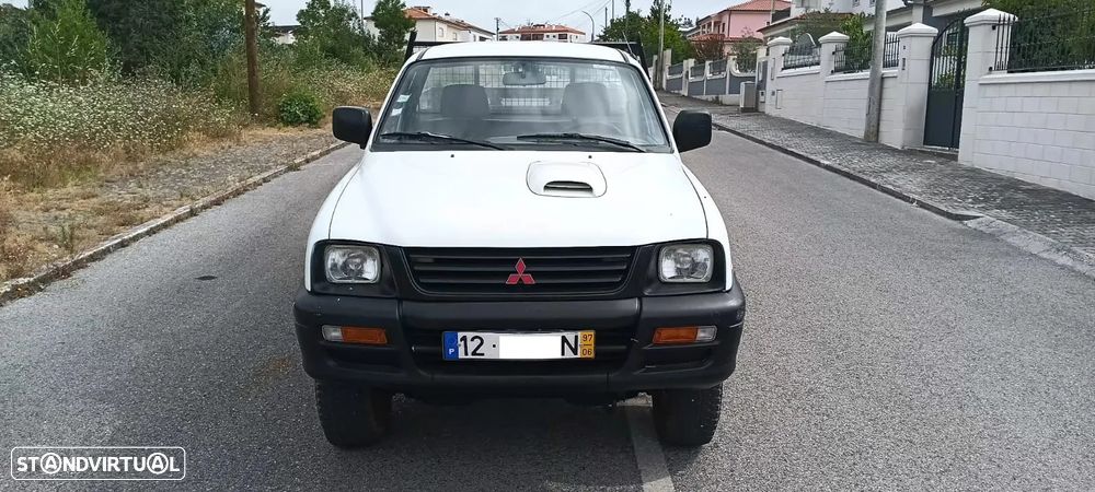 Mitsubishi L200 2.5 TD - 4