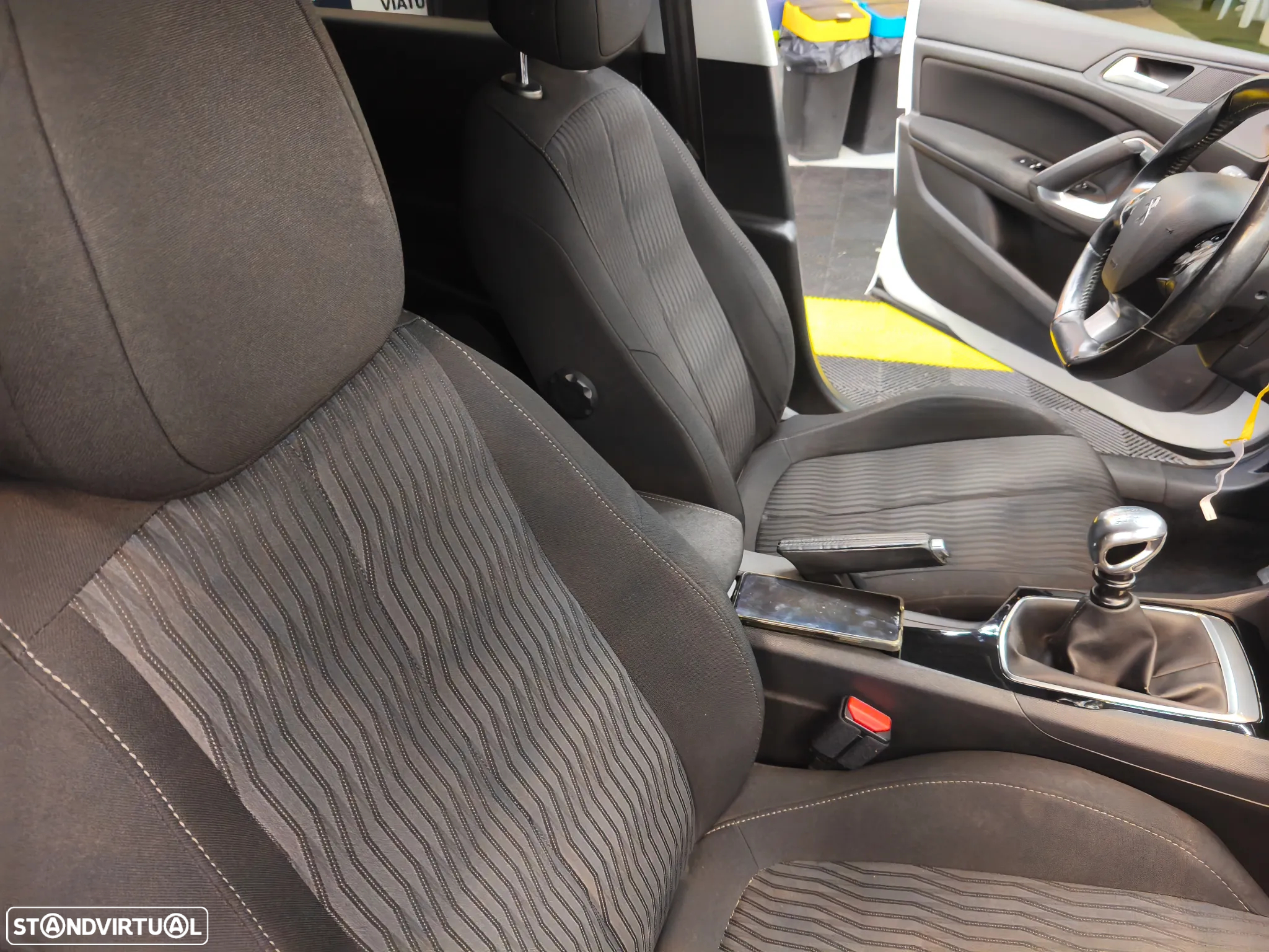 Peugeot 308 SW 1.6 BlueHDi Active J17 - 16