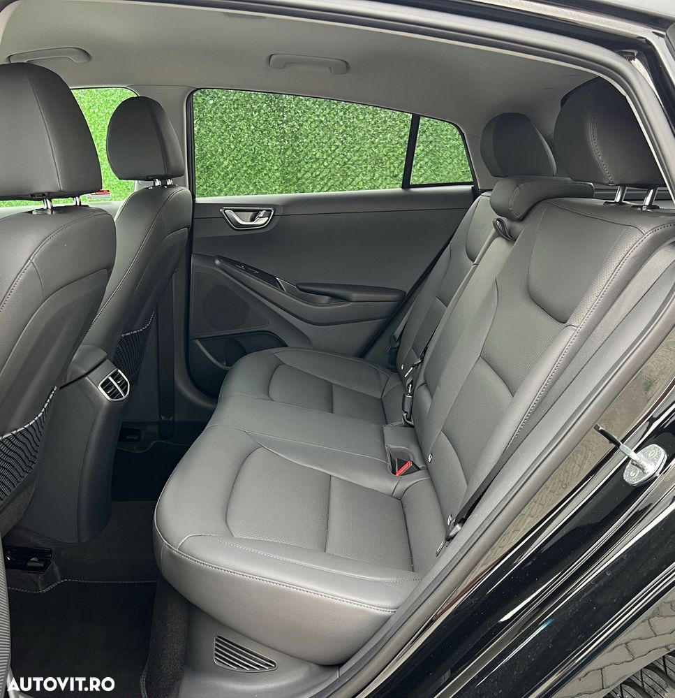 Hyundai IONIQ 1.6 GDI Style - 19