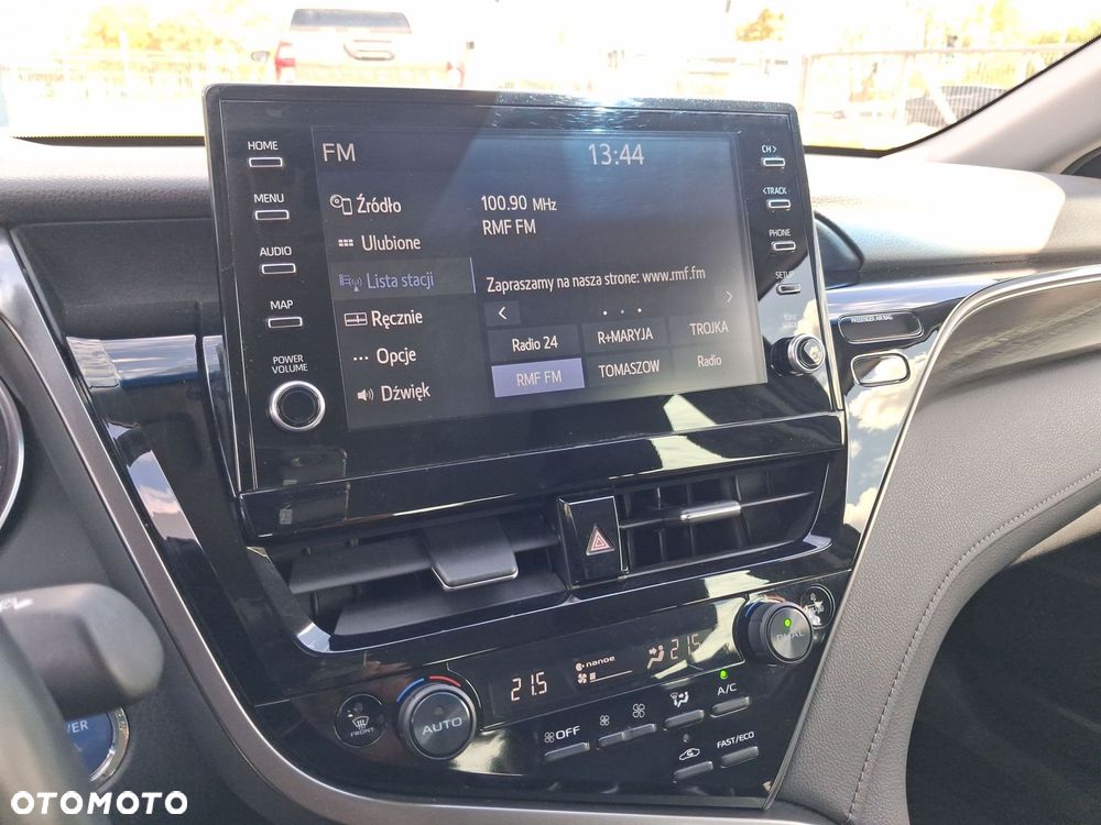 Toyota Camry 2.5 Hybrid Executive CVT - 15