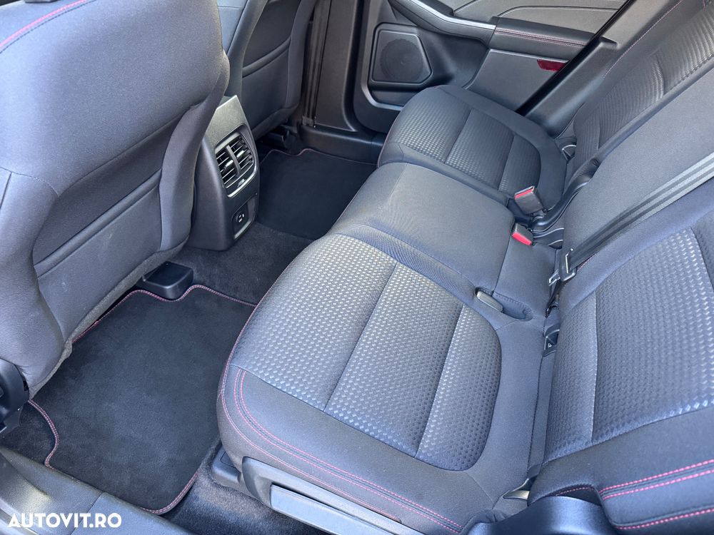 Ford Kuga 2.5 Duratec FHEV ST-LINE X - 15