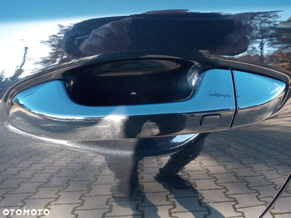 Kia Ceed 1.6 CRDi SCR L Business Line Plus DCT - 12