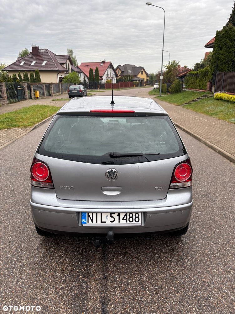 Volkswagen Polo 1.4 TDI Comfortline - 4