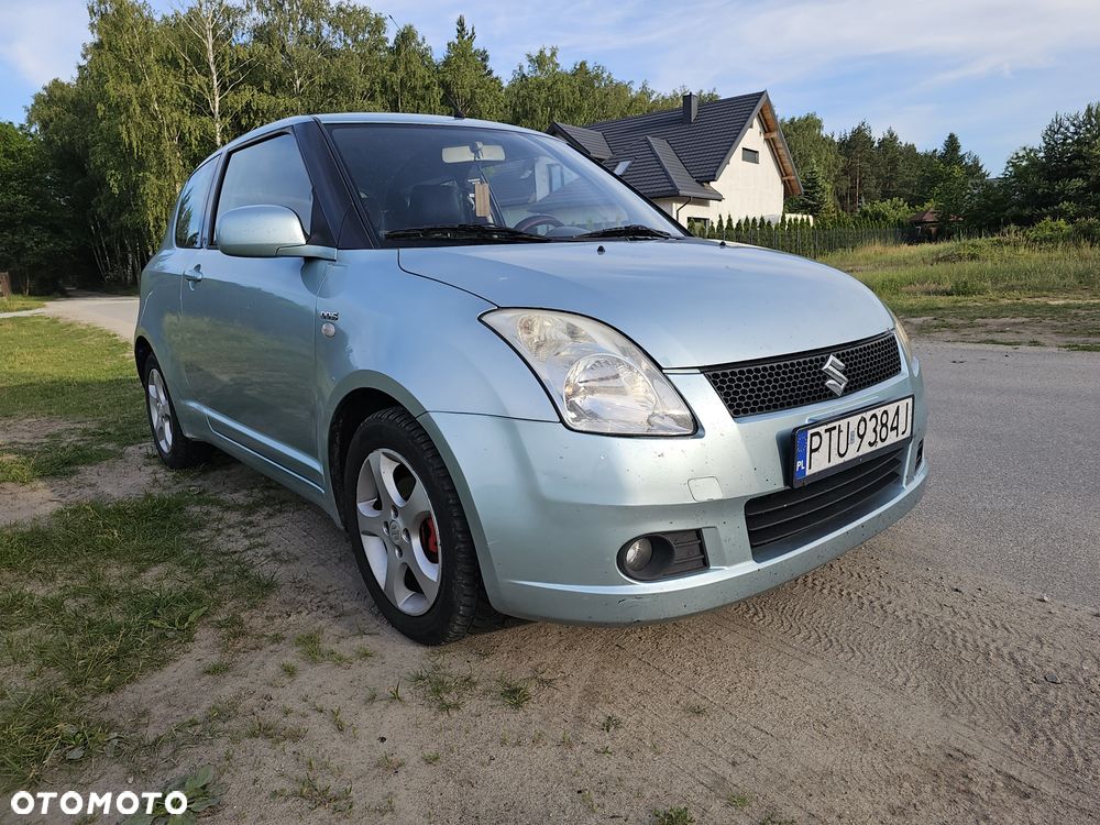 Suzuki Swift - 4