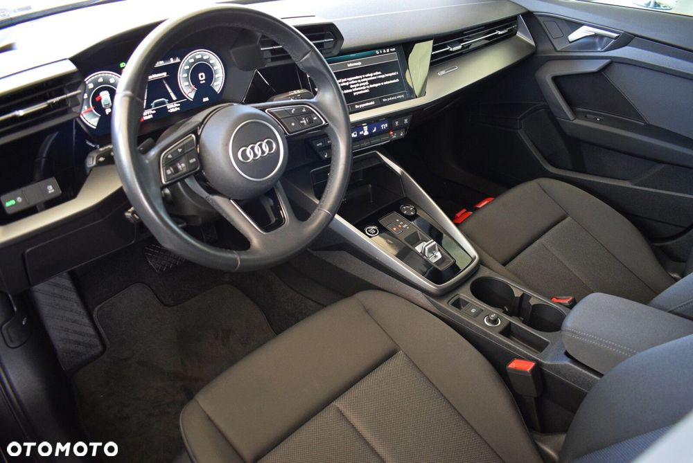 Audi A3 Sportback - 12