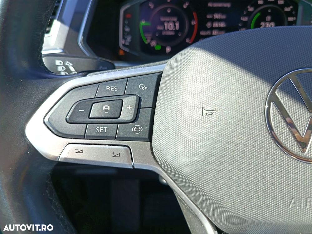 Volkswagen Tiguan 2.0 TDI 4Mot DSG Comfortline - 10