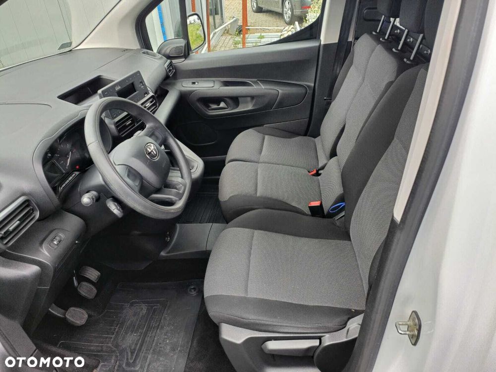 Toyota proace-city - 10