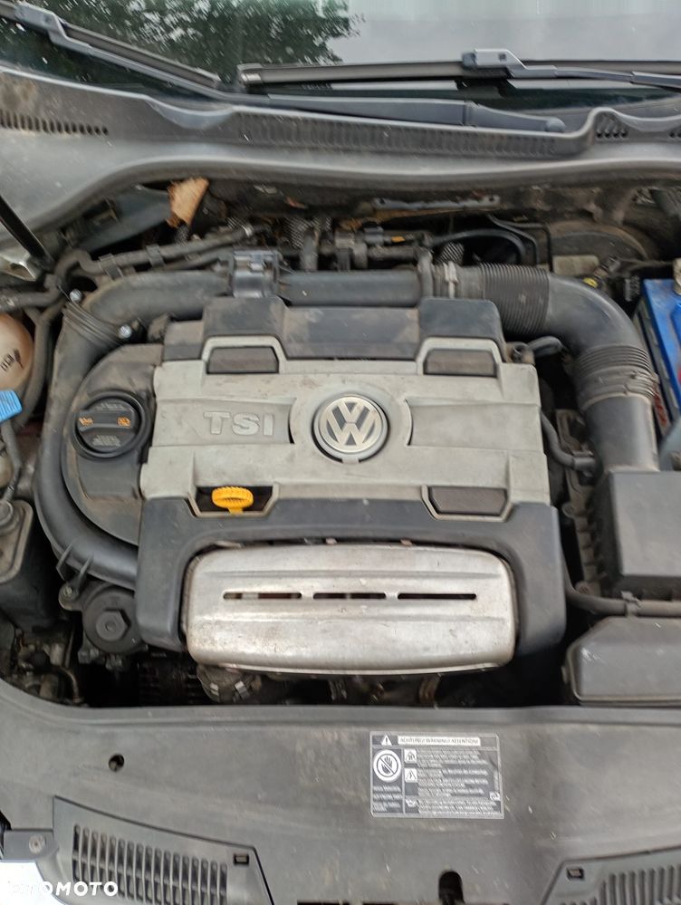 Volkswagen Golf - 5